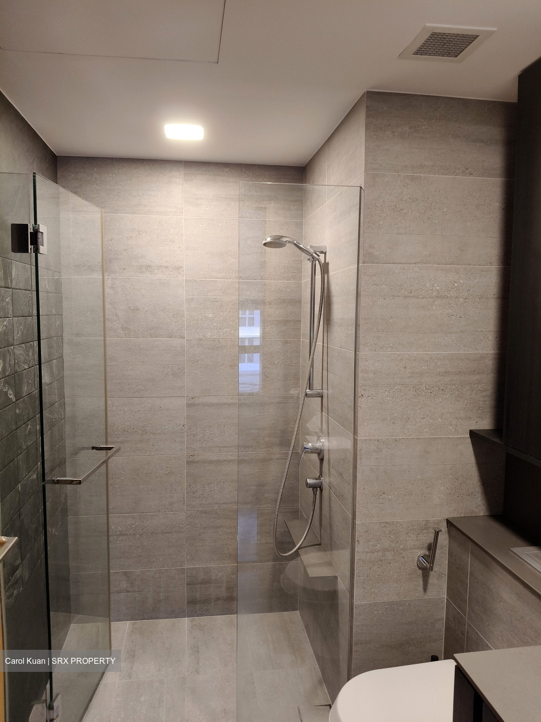 The Navian (D14), Apartment #562317651
